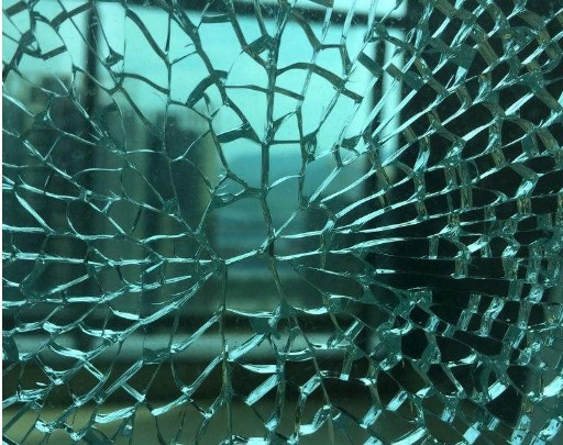 光學玻璃結(jié)石是如何形成的？