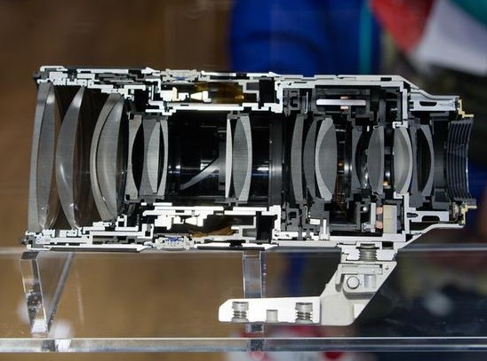 什么是光學(xué)膠合？它對鏡頭的合成有哪些影響？