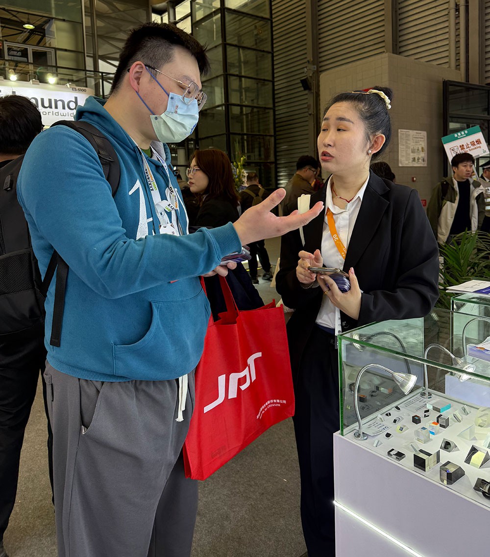 激埃特展會風采2