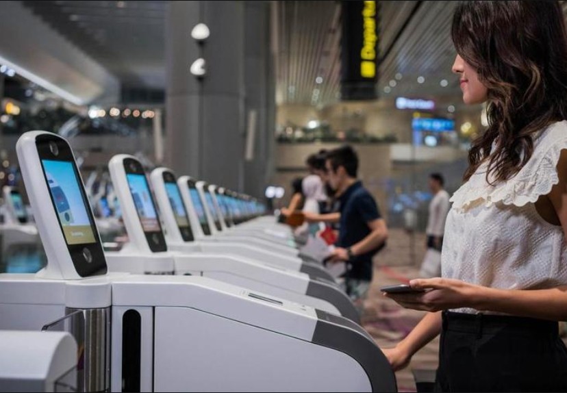 出入境護(hù)照識(shí)別光學(xué)鏡片應(yīng)用解析